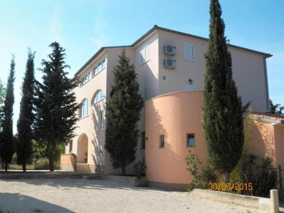 Apartments Adria Pula Exterior foto